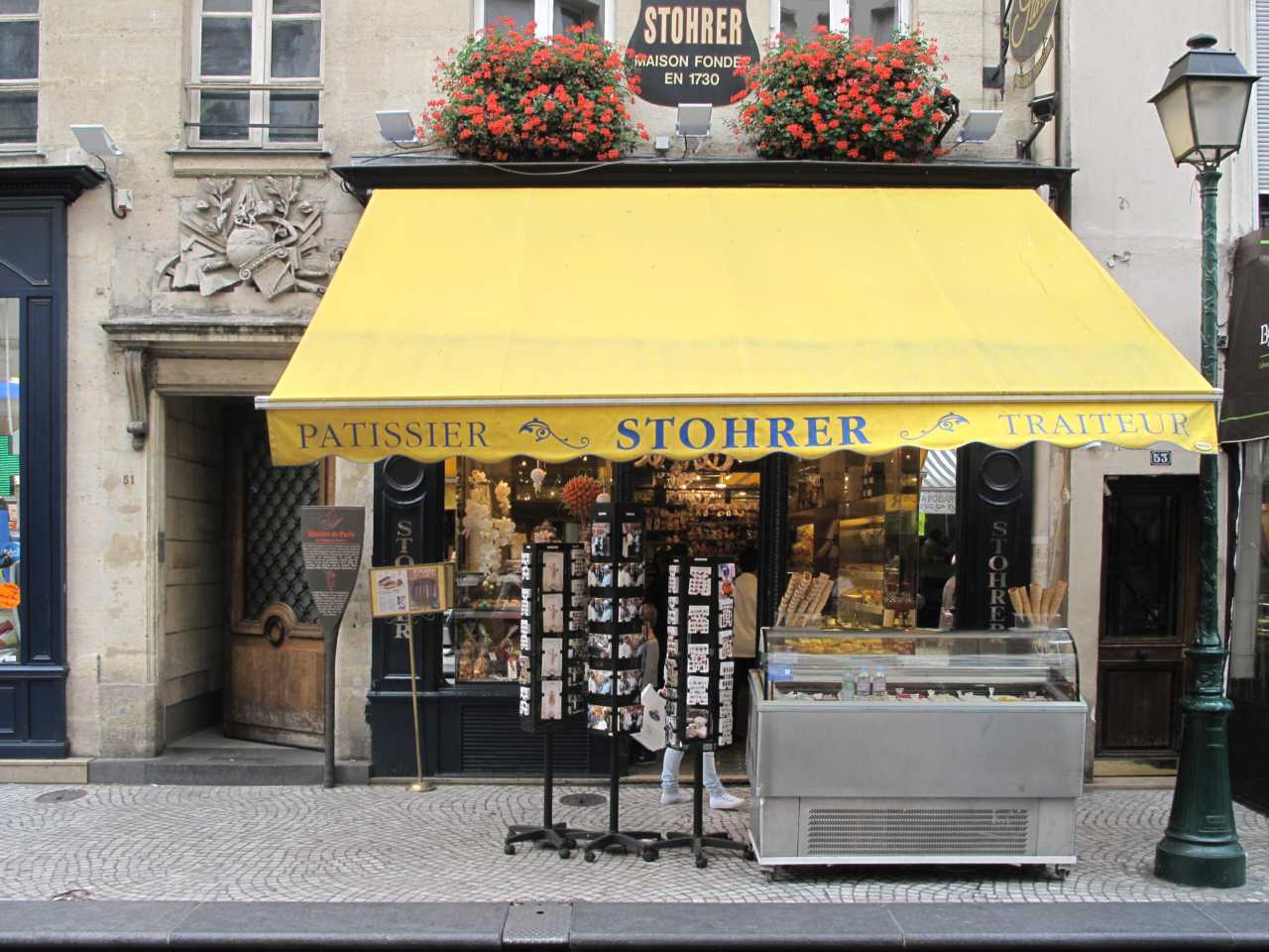 Local traditions - Bordeaux